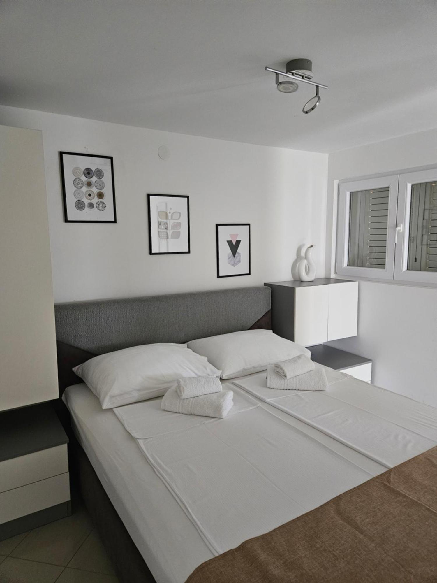 Apartman Stella ロバニスカ エクステリア 写真